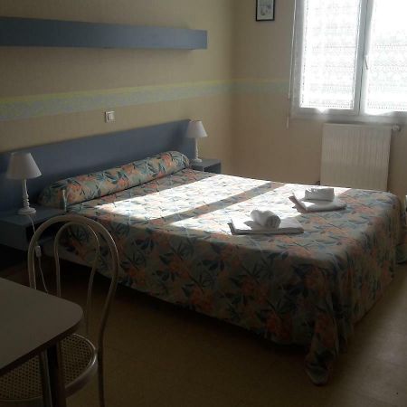 Hotel Restaurant Le Chalet Cabariot Εξωτερικό φωτογραφία